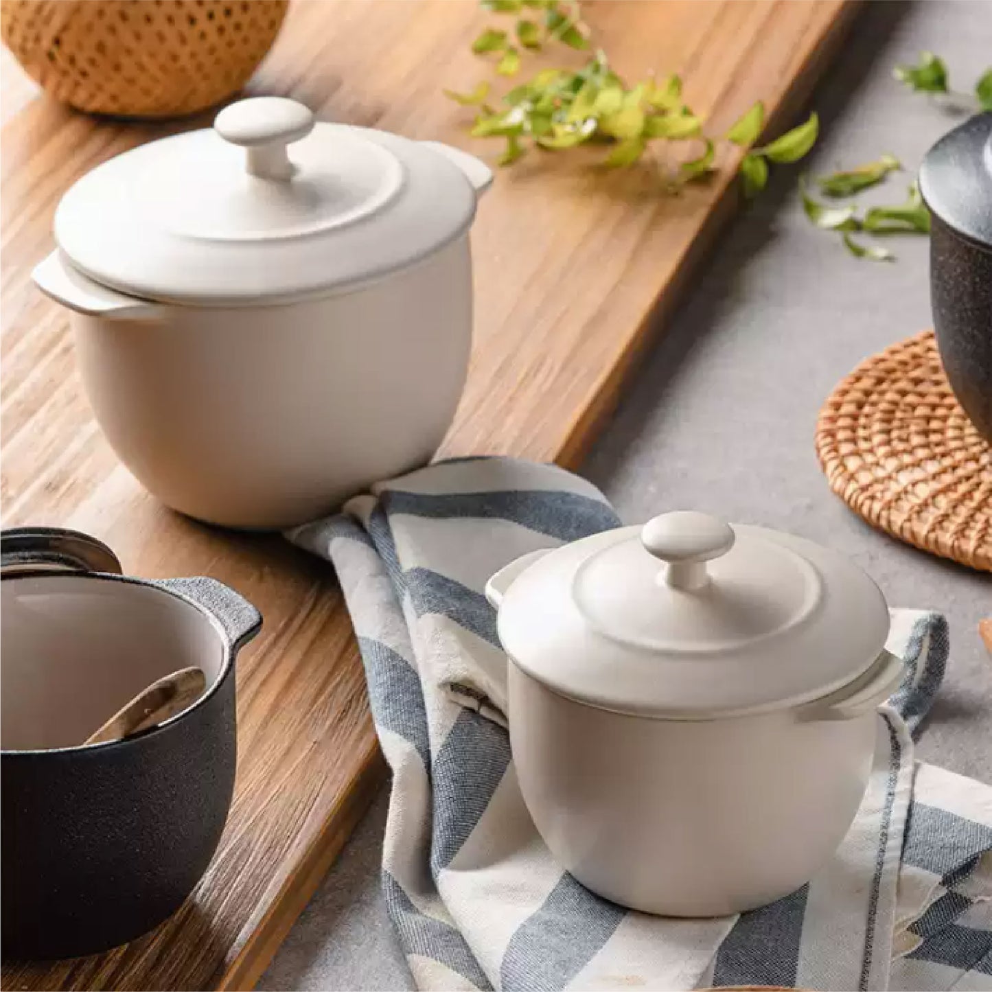 鑄鐵質感燉盅 | 黑 | 口徑10 cm 陶瓷 小燉盅