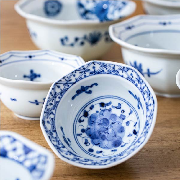 日本製藍凜堂珍味碟 | 高麗草花 | 口徑8.5 cm 陶瓷 八角小深碟 - 好生活實驗所