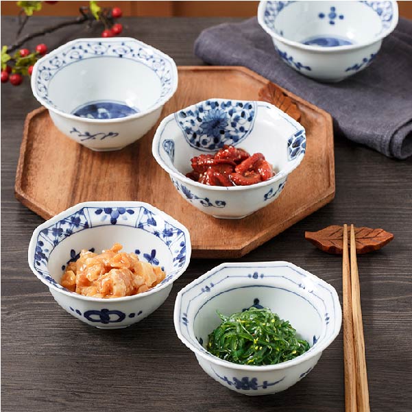 日本製藍凜堂珍味碟 | 間取草花 | 口徑8.5 cm 陶瓷 八角小深碟