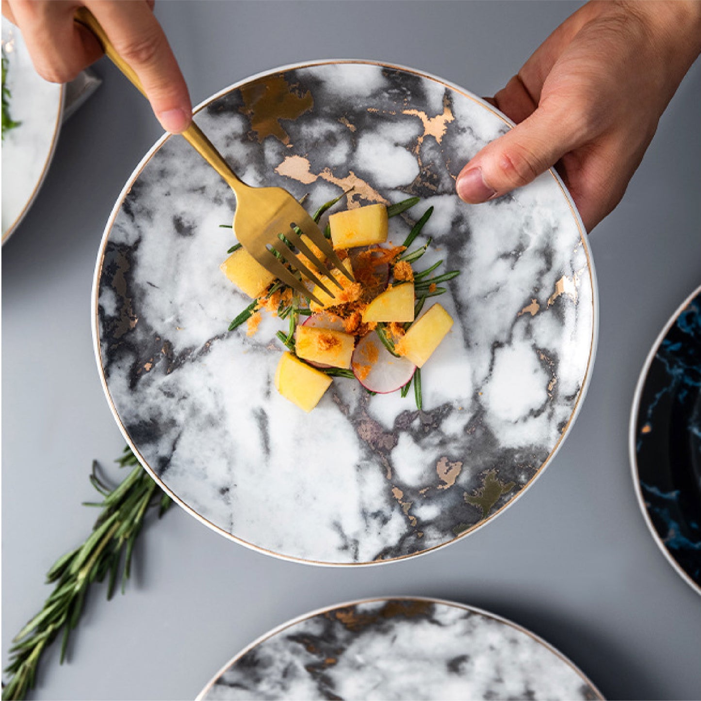 金邊大理石紋盤 | 淺白 | 26 cm 陶瓷 大淺盤