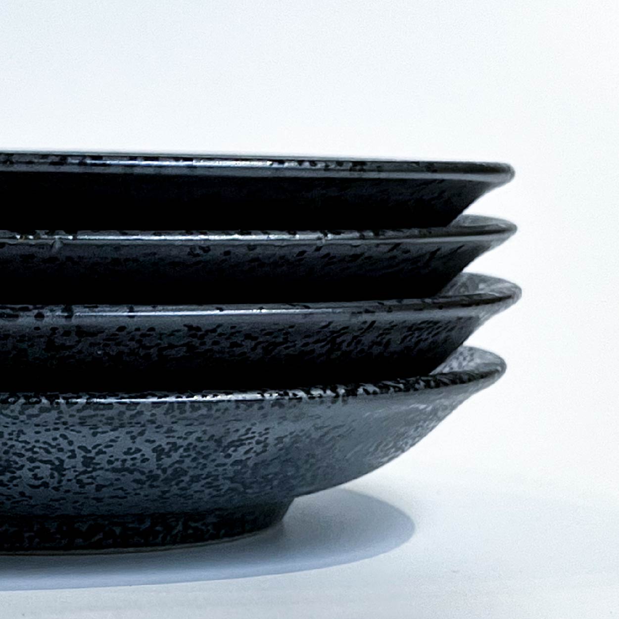 墨月陶瓷圓盤 | 黑 | 14cm 陶瓷 圓盤 - 好生活實驗所