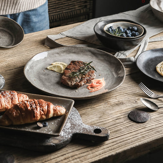 8吋窯變灰圓淺盤 | 灰色 | 21 cm 陶瓷 圓淺盤