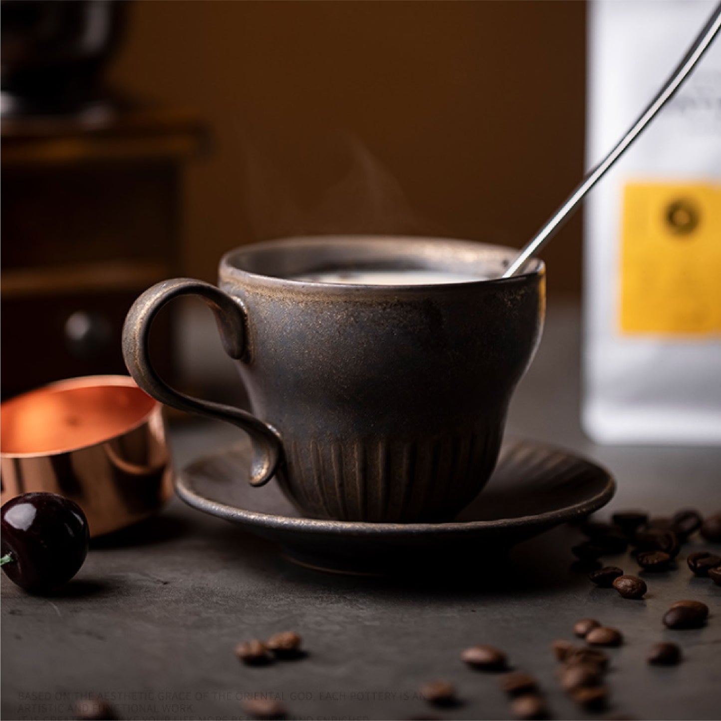 復古豎紋咖啡杯 | 鐵綉 | 10.8 cm 陶瓷 杯盤組 - 好生活實驗所