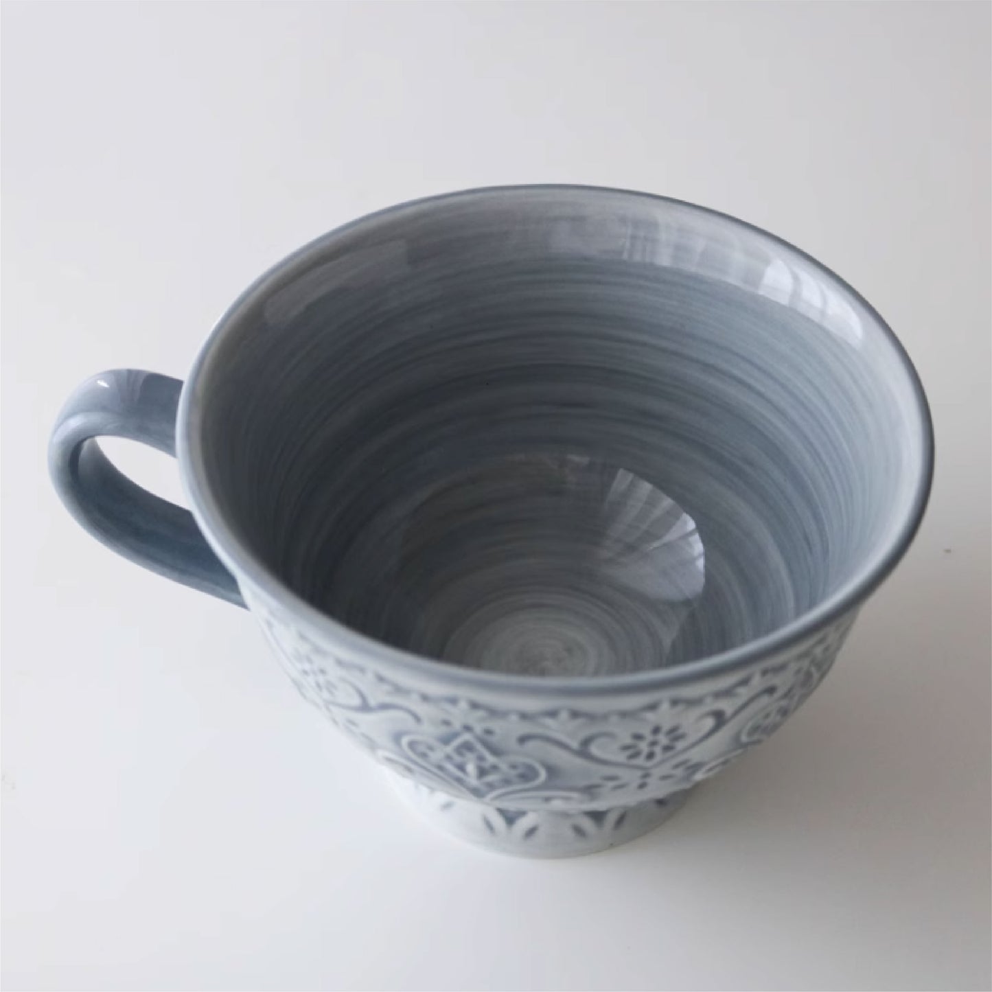 鬱金香浮雕系列 | 霧霾藍 | 口徑16 cm 陶瓷 大口杯 - 好生活實驗所