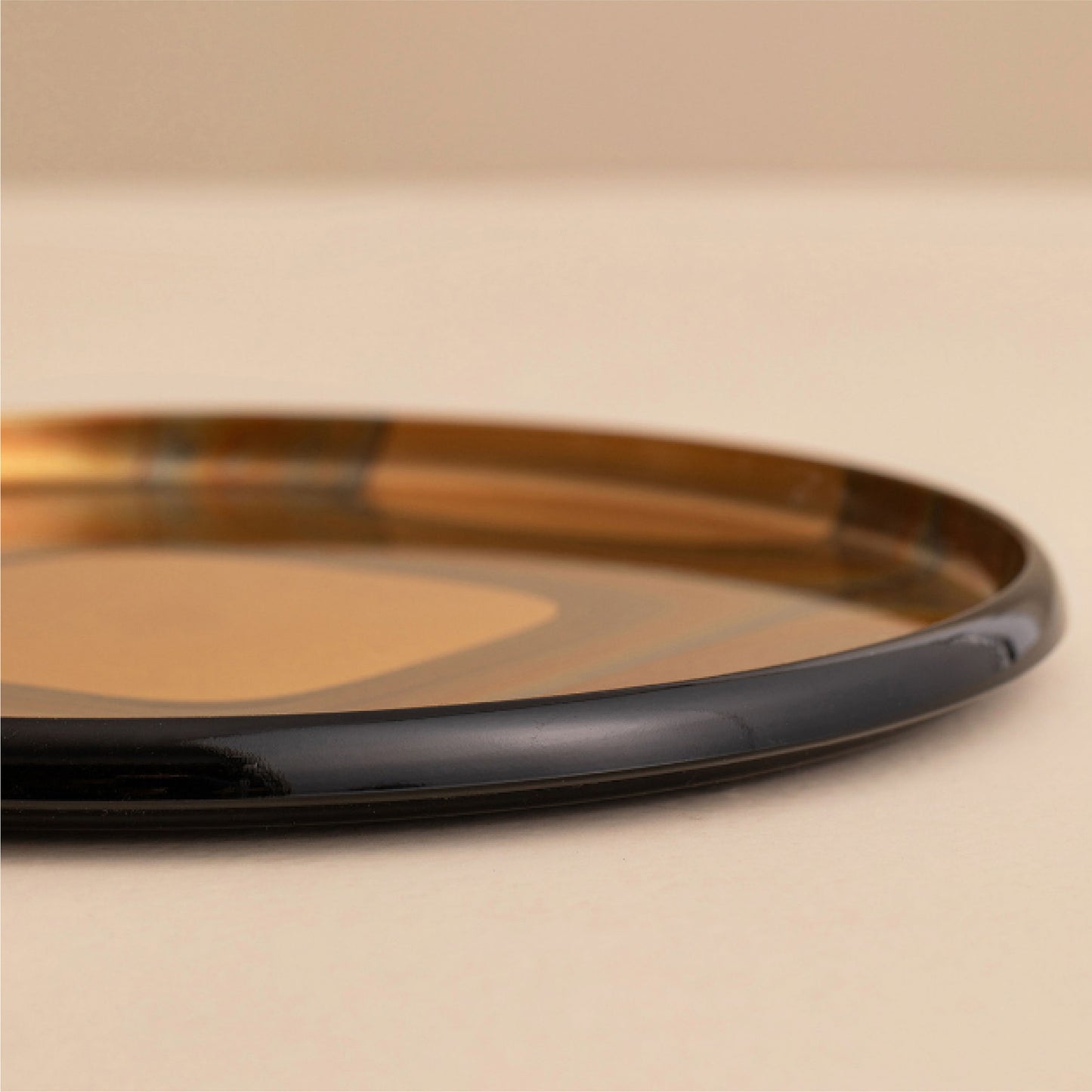 日本製箔一漆器金箔托盤 | 丸盆 | 直徑27 cm 樹酯 圓托盤