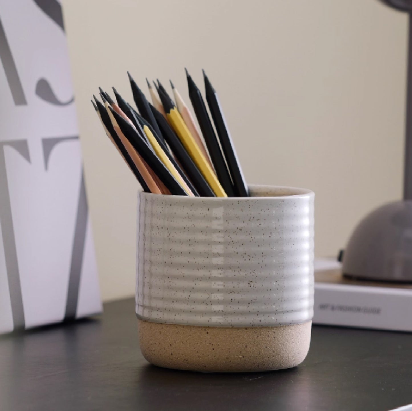 陶瓷粗陶底芝麻白橫紋收納罐(無蓋) | 直徑11 cm 陶瓷 收納罐