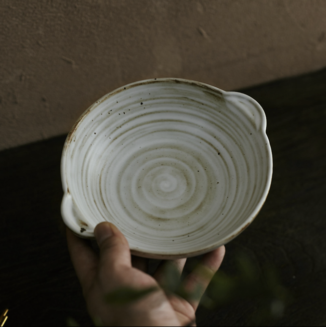 雙耳粗陶碗 | 谷白 | 口徑 19 cm 陶瓷 小橢圓淺碗 - 好生活實驗所
