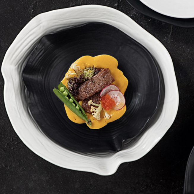 貝殼邊螺旋盤 | 黑 | 19cm 陶瓷 小深盤