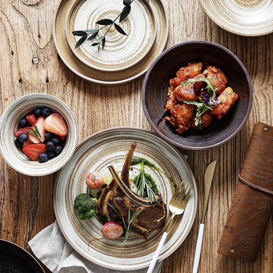 螺紋粗陶盤 | 淺棕 | 23.5 cm 陶瓷 大圓平盤