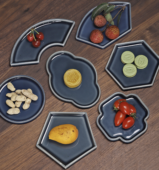 中式明窗映月盤 | 霽青 | 13 cm 陶瓷 小如意盤