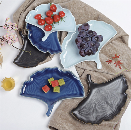 秋風銀杏盤 | 烏金 | 20 cm 陶瓷 小平盤