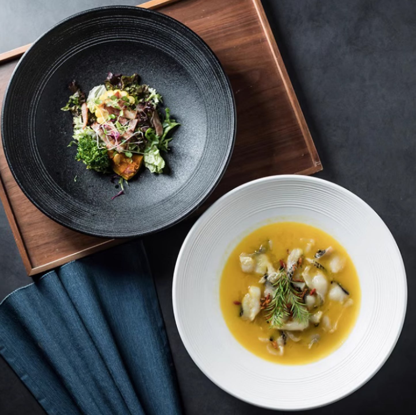 磨砂圈紋陶瓷圓深盤 | 黑白 | 直徑 19.5~29.5 cm 陶瓷 圓深盤