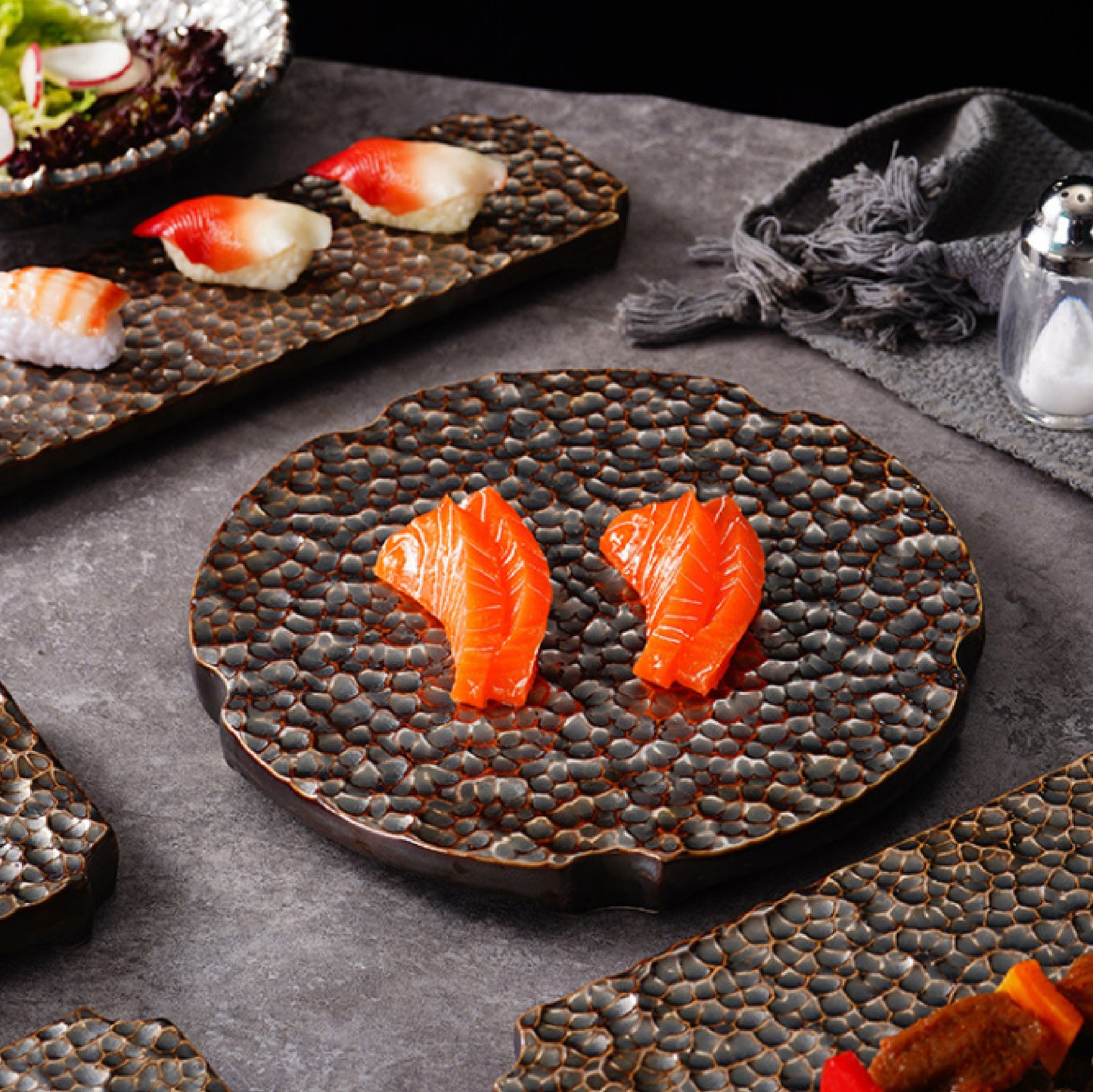 陶瓷捶紋長方平銀板盤 | 銀棕 | 長 20~45.5 cm 陶瓷 平盤