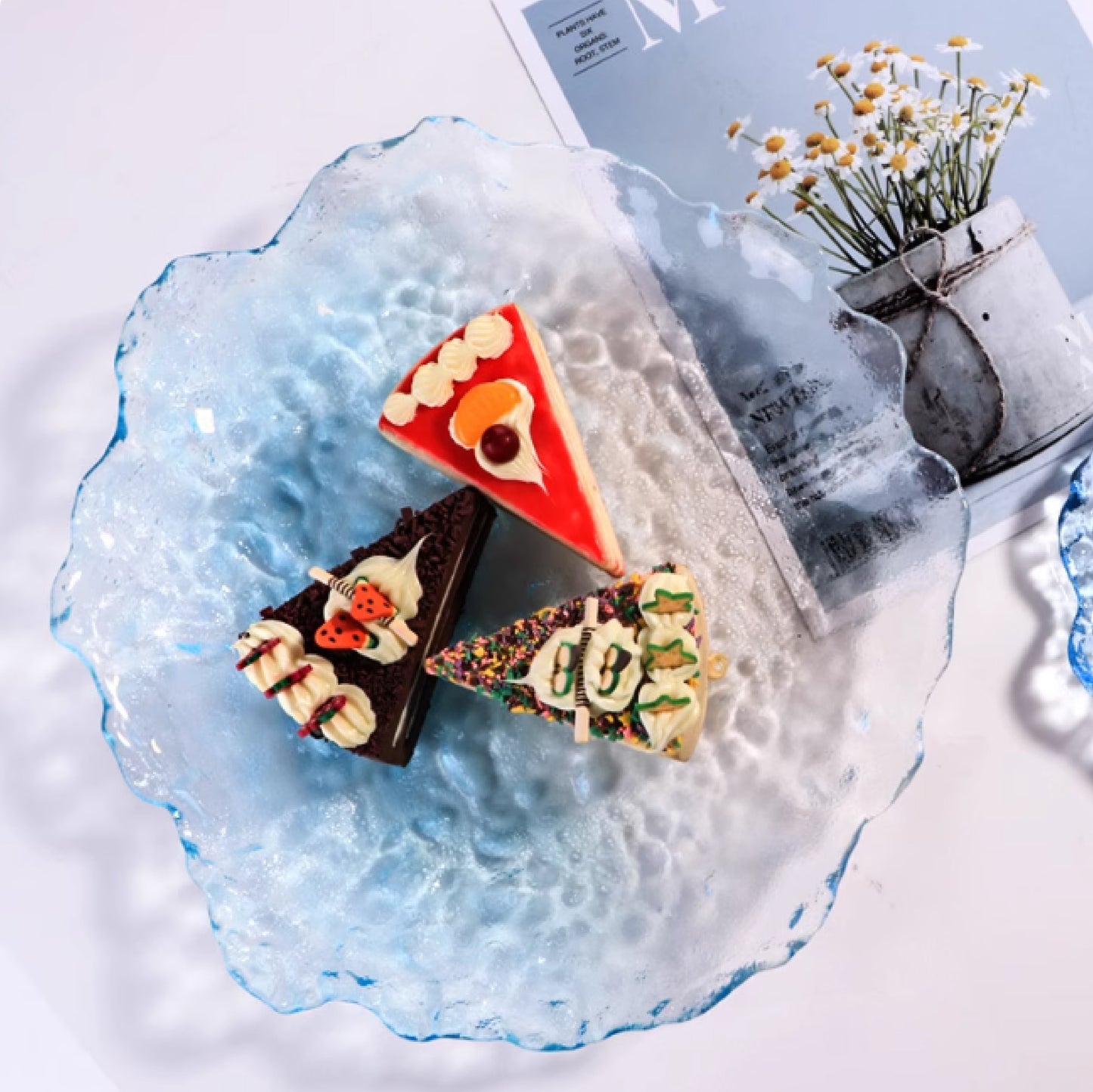 冰漾玻璃平盤 | 4色 | 直徑24 cm 玻璃 不規則盤