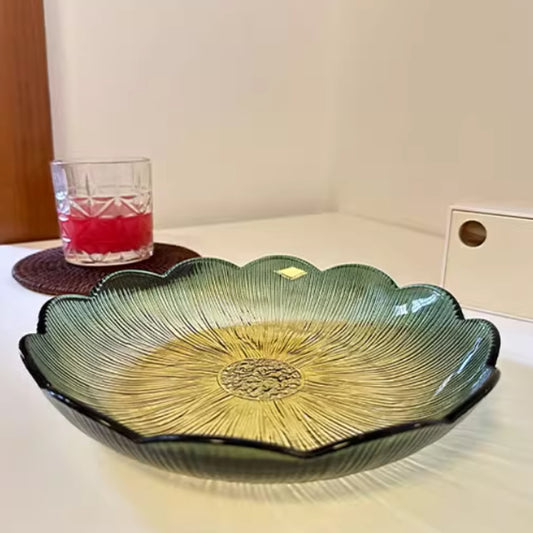 日照湖心花型玻璃果盤 | 直徑22 cm 玻璃 花形盤